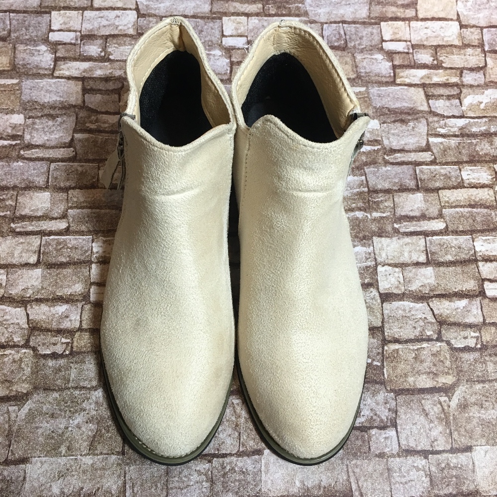 Off-White Ivory Suede Ankle Booties 8.5 - Picture 2 of 8